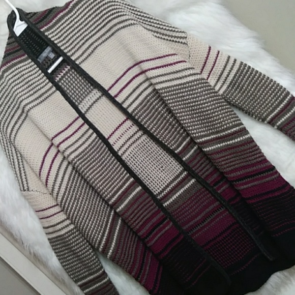 Daisy Fuentes Sweaters - DAISY FUENTES Open Front Cardigan